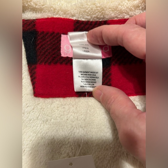 Goodlad toddlers, buffalo plaid fleece lined vest. Girls M (2T-3T) - Picture 6 of 11